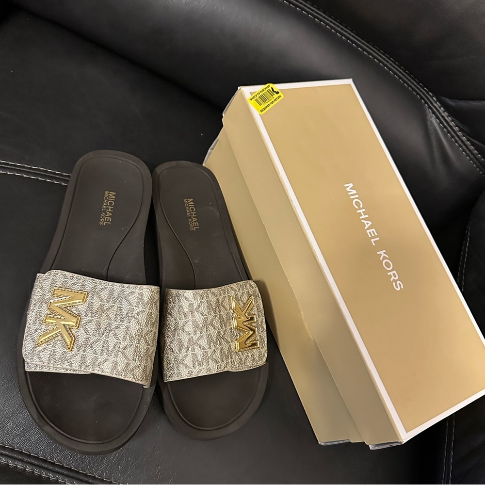 Michael Kors Slide sandals